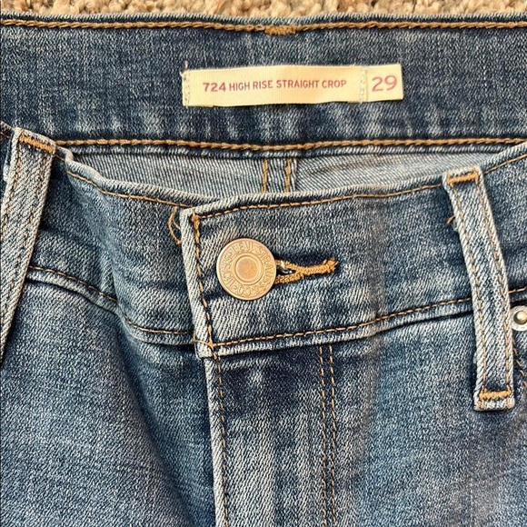 Levi’s | High Rise Straight Crop Denim - Picture 3 of 11